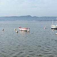 L'Artésien au mouillage à la lagune du Brusc